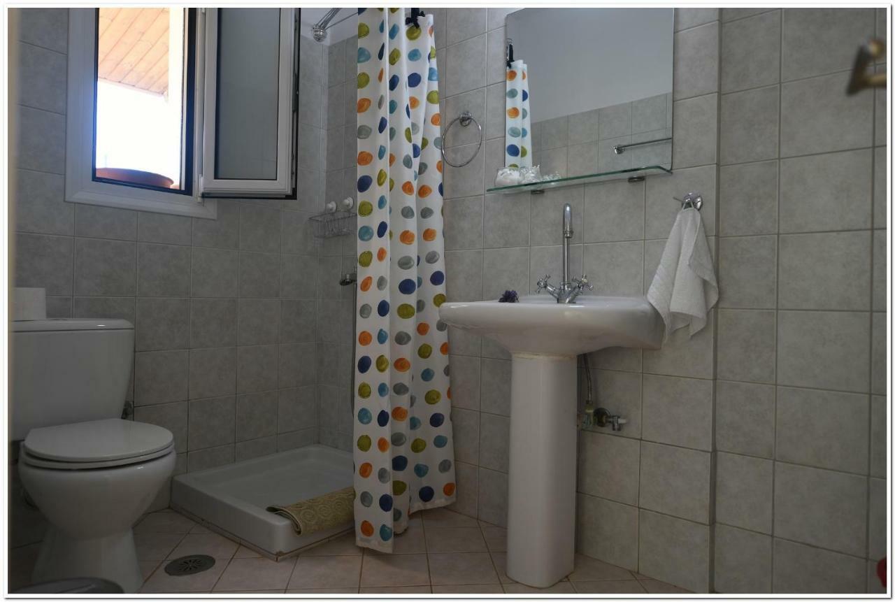 Cozy Home With Great View In Ancient Corinth エクステリア 写真